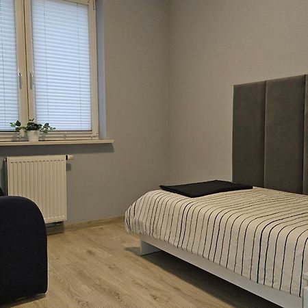 Jedenastka Apartment ปวอตสก์ ภายนอก รูปภาพ